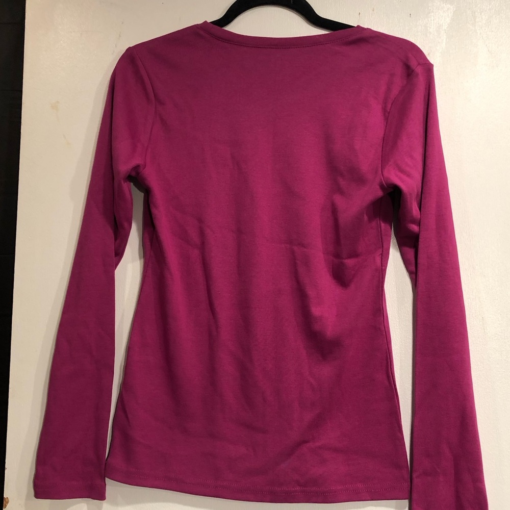 Tommy Hilfger long sleeve top In Raspberry. Size medium - Picture 15 of 15
